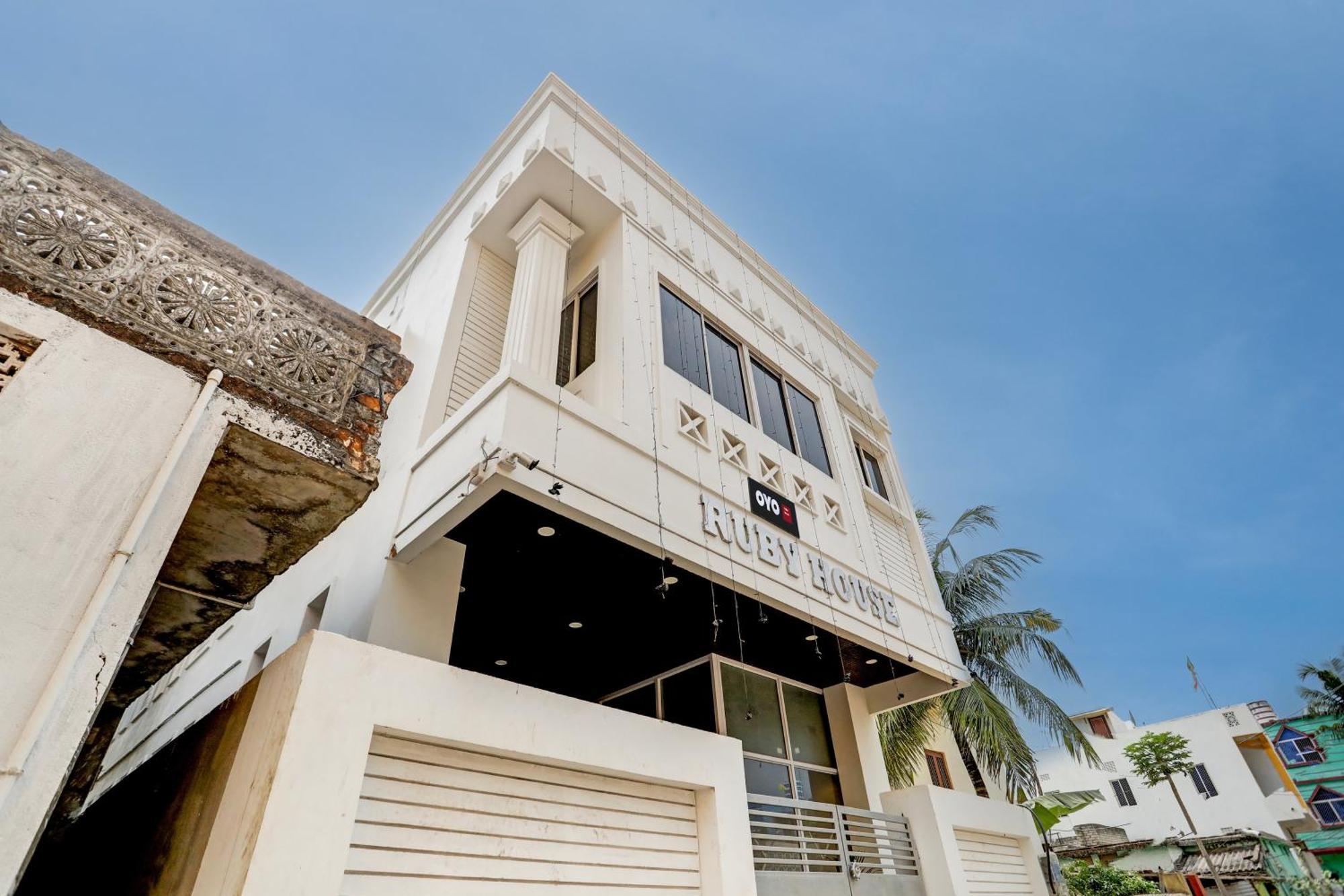Hotel O Ruby House Puri Exterior photo
